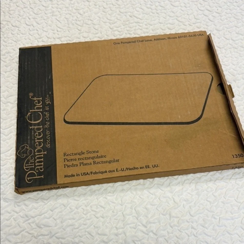 PAMPERED CHEF 1350 STONEWARE RECTANGLE BAKING STONE PIZZA 12X15 COOKIE SHEET